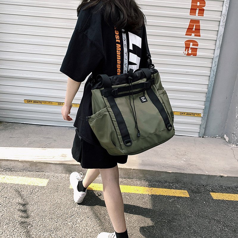 Streetwear Brand Famous - Nam Túi Messenger Nylon Chống Thấm