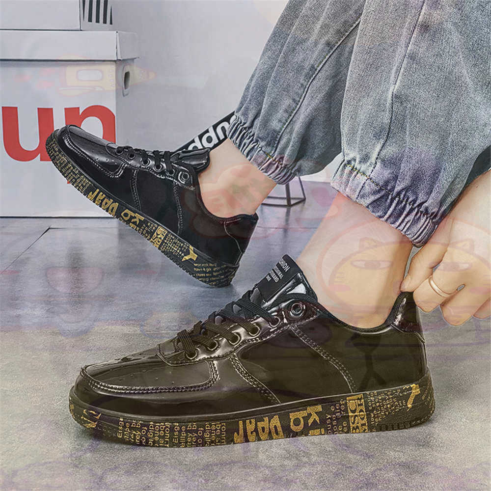 Round Foot Size 45 Sneakers Wh - đánh giá và giá Streetwear Brand Store