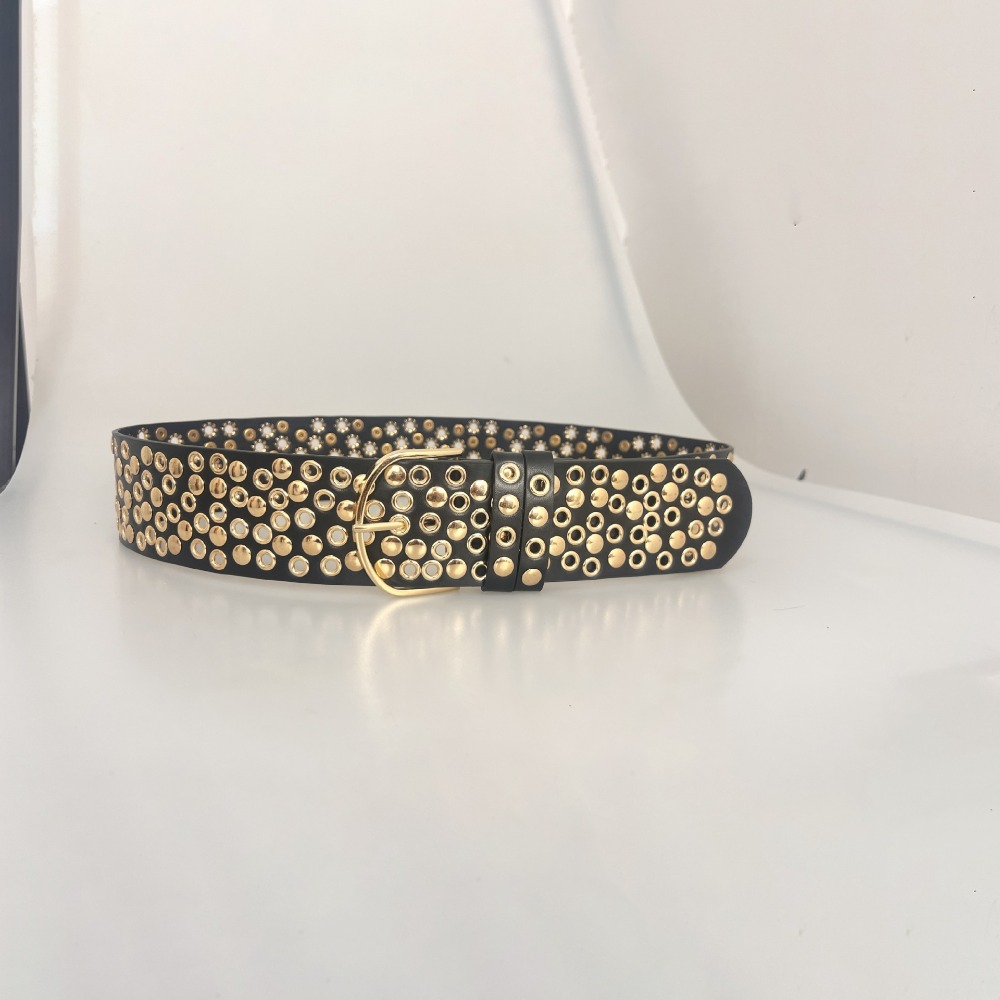 Punk Hollow Eyelet Rivet Belt  - đánh giá và giá Streetwear Brand Belts
